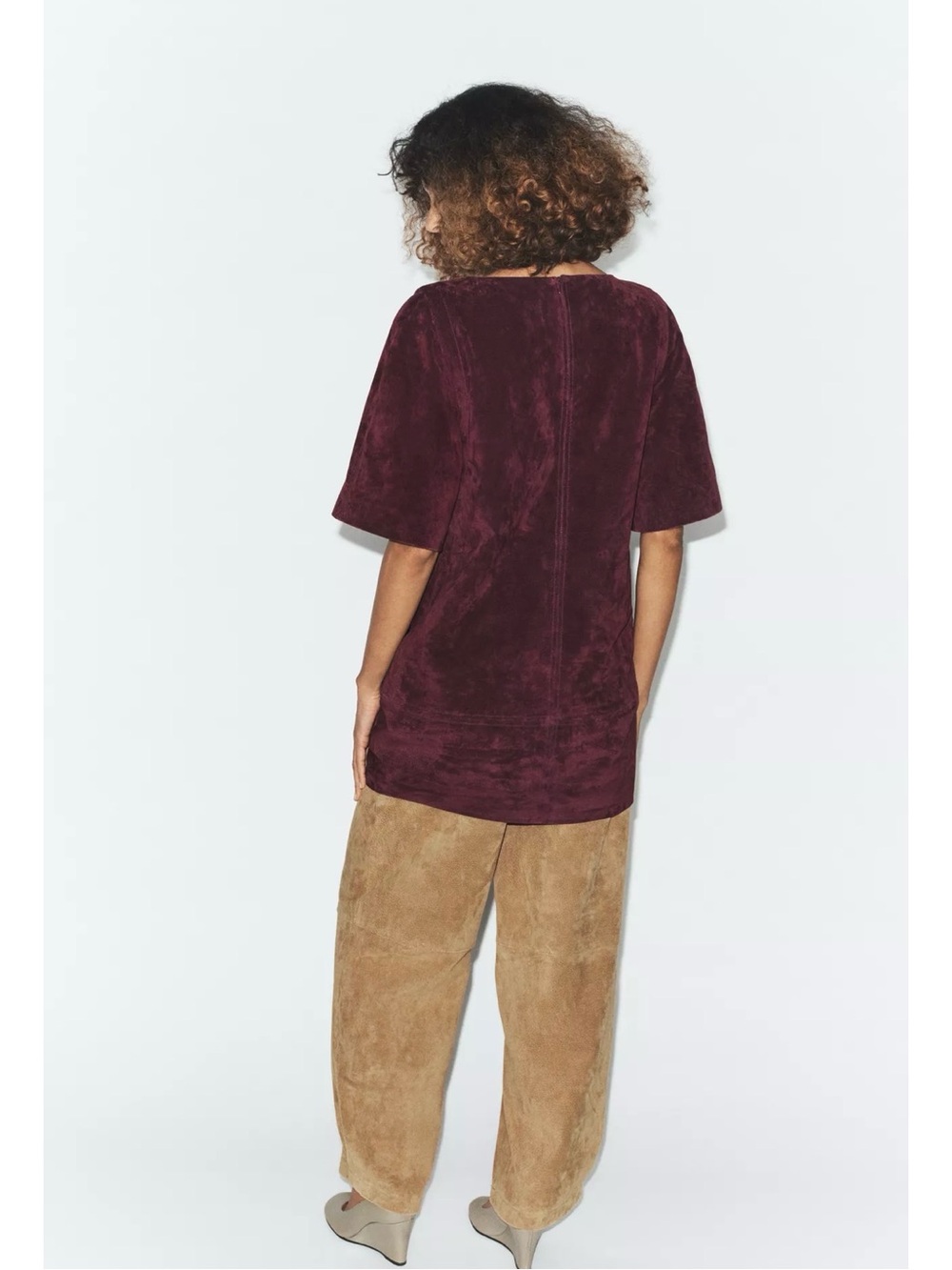 Plush 100% Suede Short-Sleeve Tunic Top in Wine
